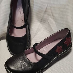 Red wing woman shoes